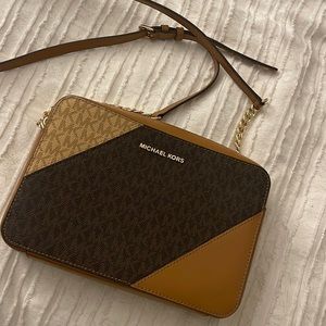 Michael Kors Crossbody Purse